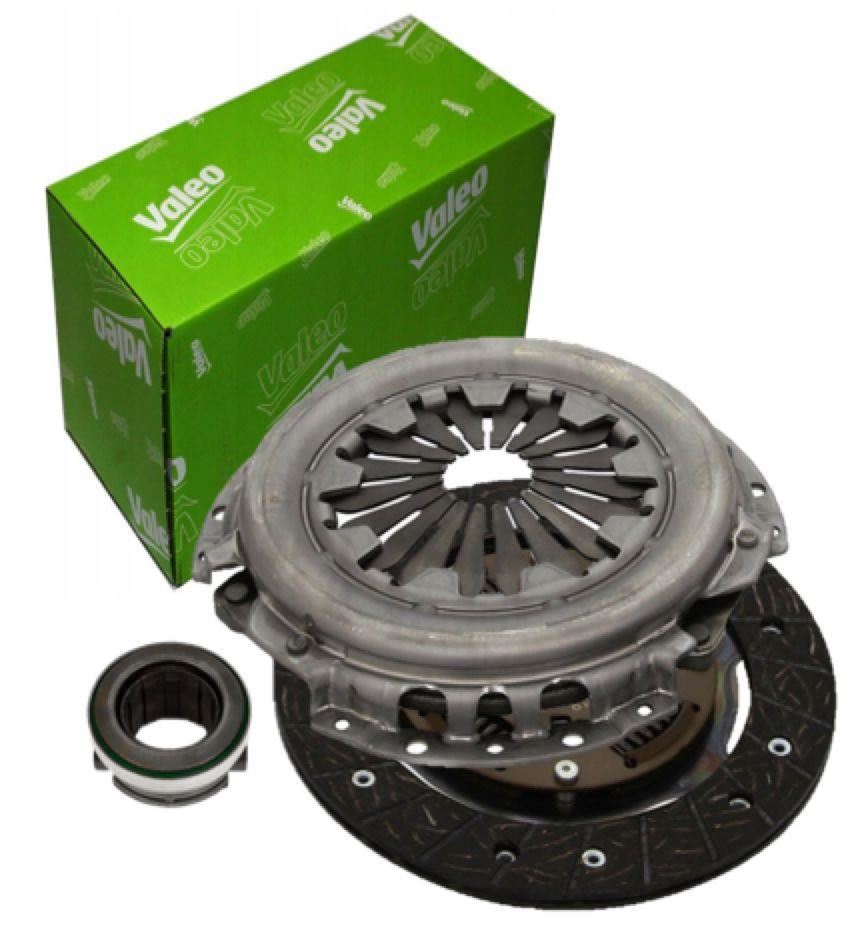 BRAND NEW VALEO 3 PIECE CLUTCH KIT INCLUDING BEARING 821070 FOR A Renault Clio 1.9 D